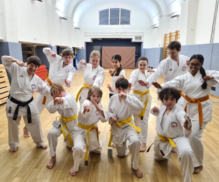 20260221_Gruppenfoto_Karate_2